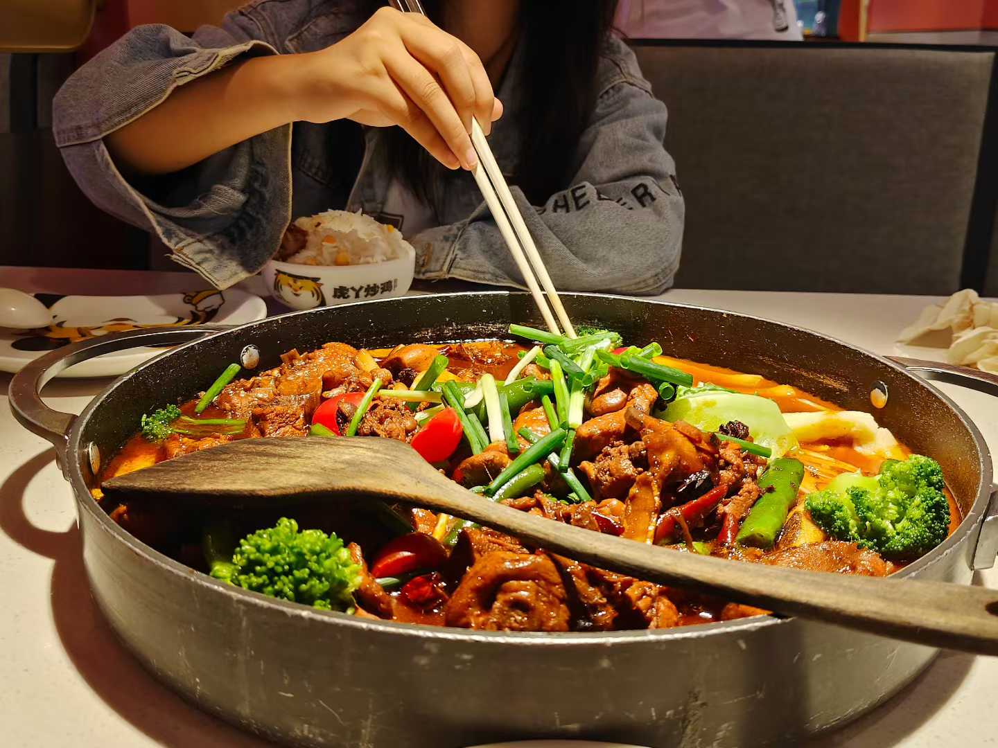 一起吃饭